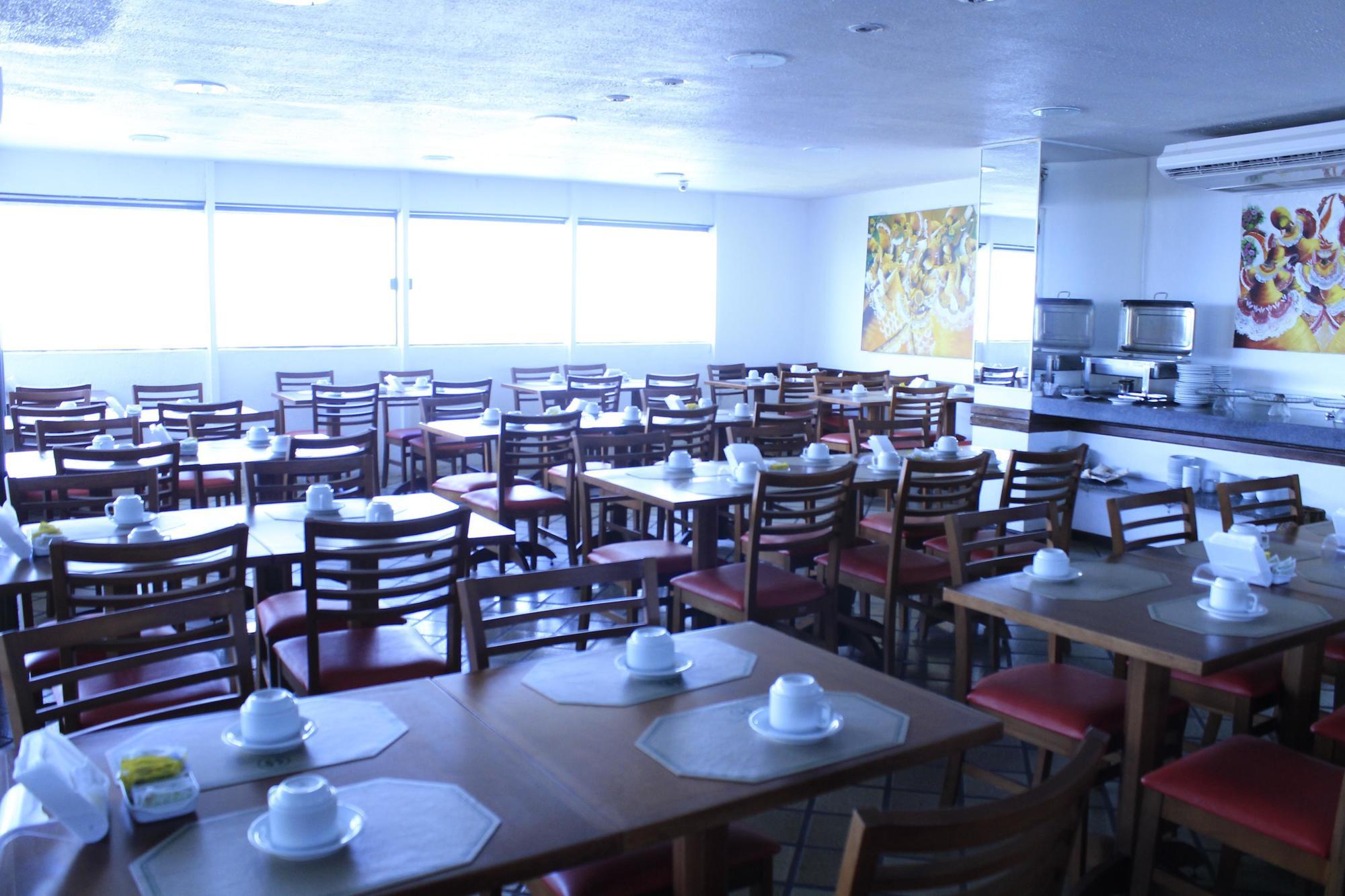 Hotel Dan Inn Express Salvador By Nacional Inn ภายนอก รูปภาพ